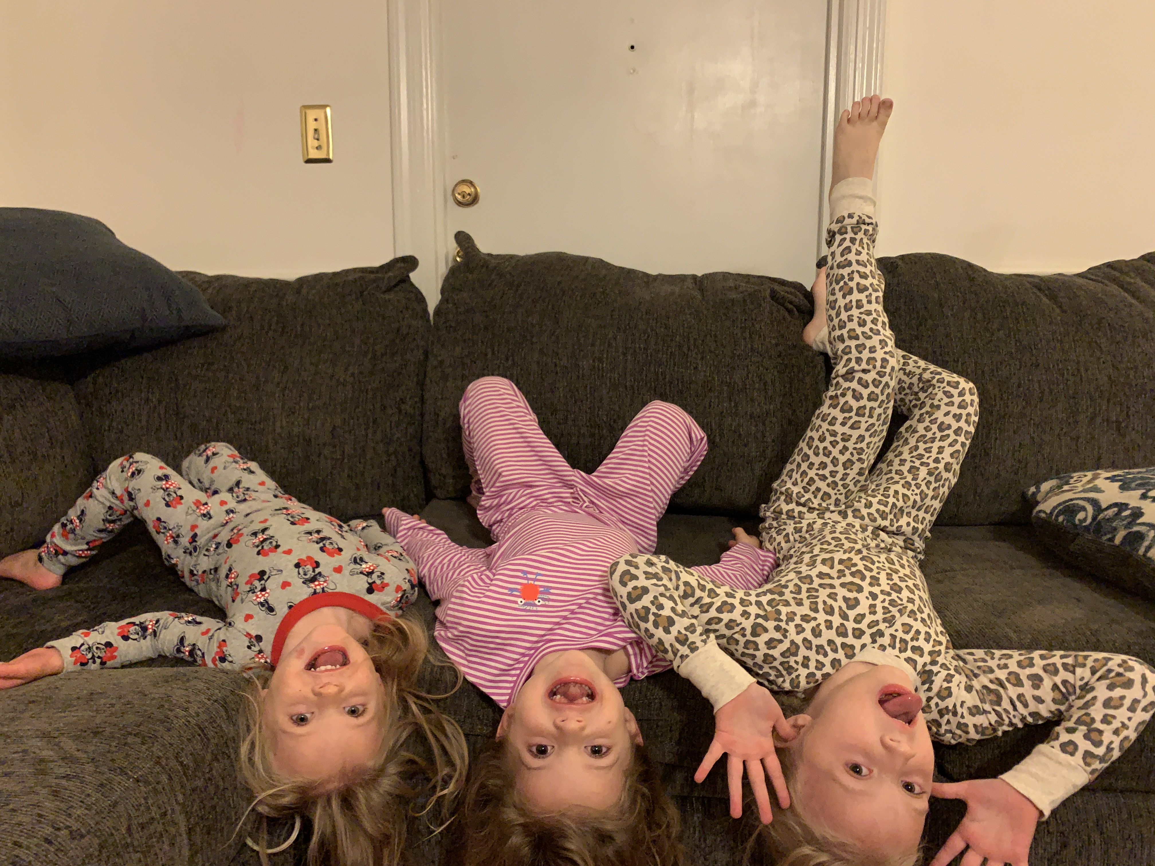 9D736614-07FD-48BA-91FA-D189AED90E5F